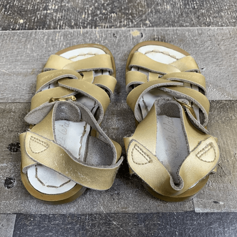 Salt Water Sandals Toddler Size 5 Gold Original Buckle