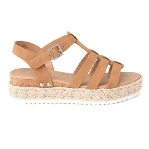 Sarah Jayne Girls Tan Trader-S Sandals New In Box 3