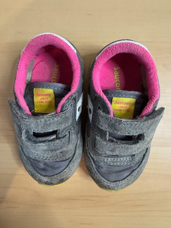 Saucony Girls Baby Jazz Sneaker Grey/Pink Size 4M