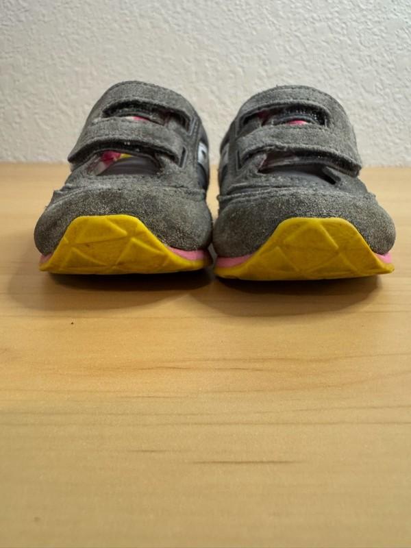 Saucony Girls Baby Jazz Sneaker Grey/Pink Size 4M