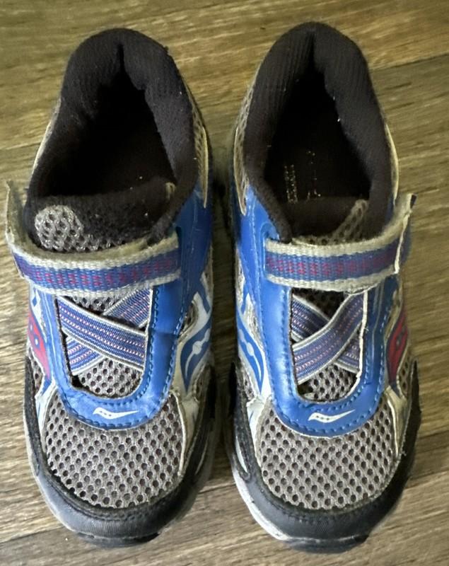 Saucony Ride 6 Sneakers Hook Loop Gray Blue Youth Boys Sz 9.5 School Shoes