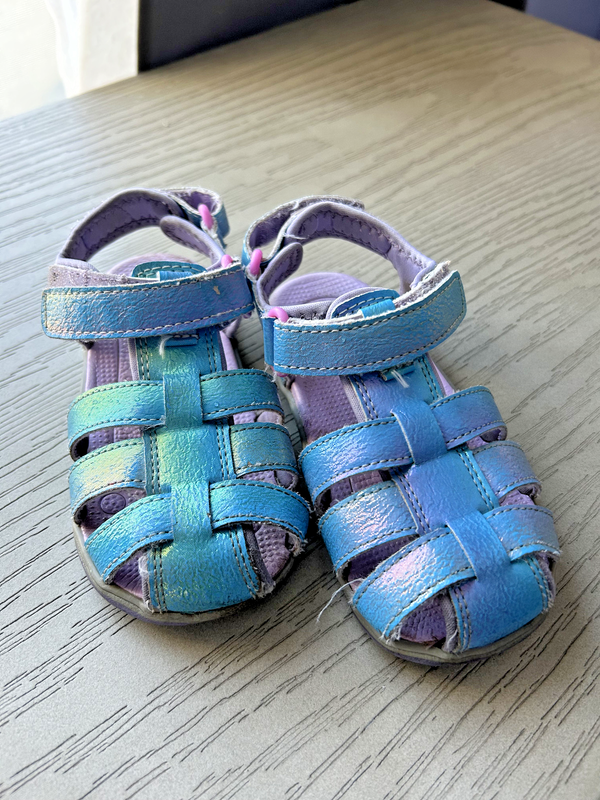 See Kai Run Paley Girls Water Sandal Shoes Blue Purple US Size 9