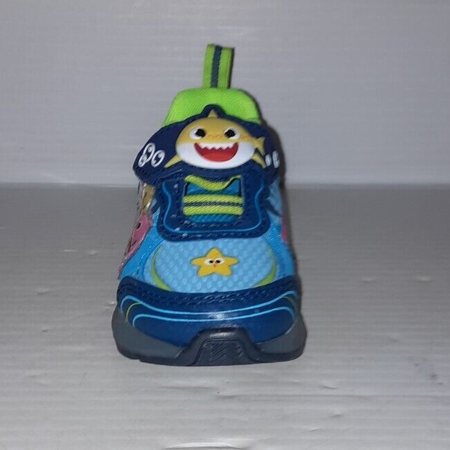Shoes Baby Shark Toddler Boys Size 9 Athletic Blue LED Light Up