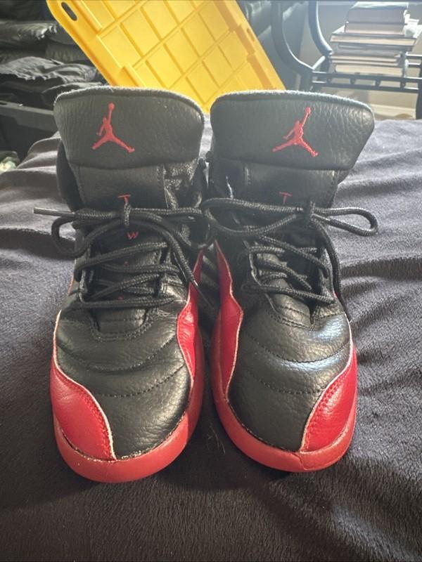 Size 1.5 (PS) - Jordan 12 Retro 2016 Mid Flu Game