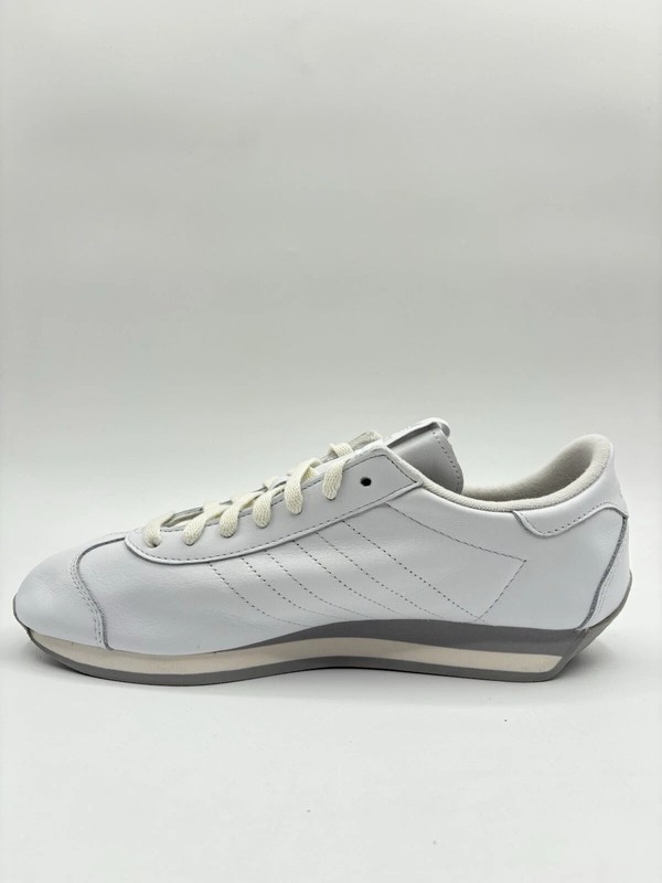 Size 10 - Adidas Country Soft White Grey