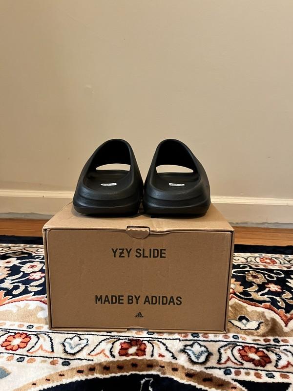SIZE 10 - ADIDAS YEEZY SLIDES ONYX BLACK (AUTHENTIC)