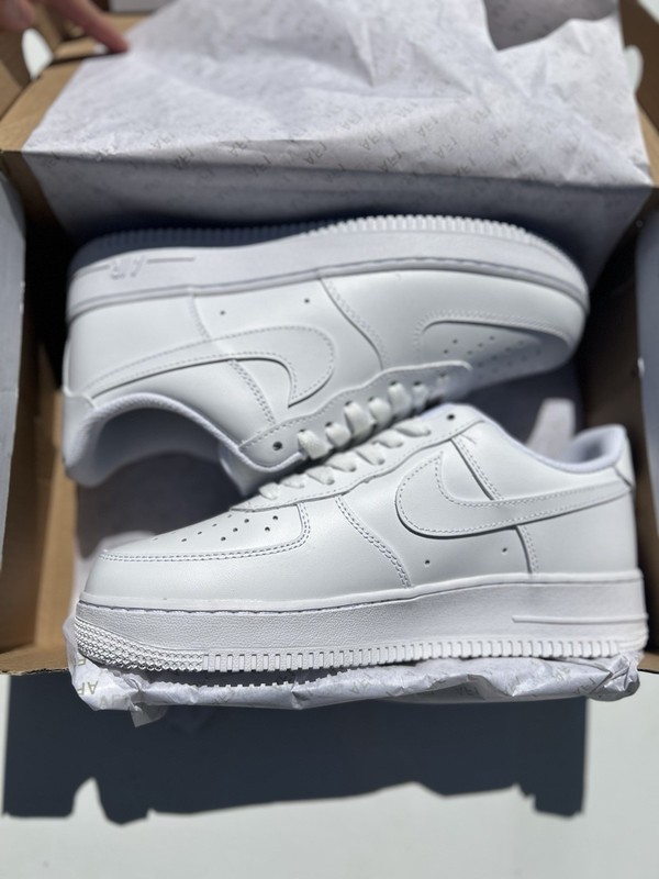 Size 10 - Nike Air Force 1 '07 Low Triple White