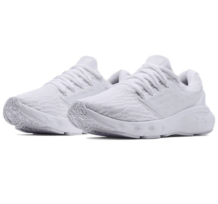 Size 10 - Under Armour Charged Vantage White 2021