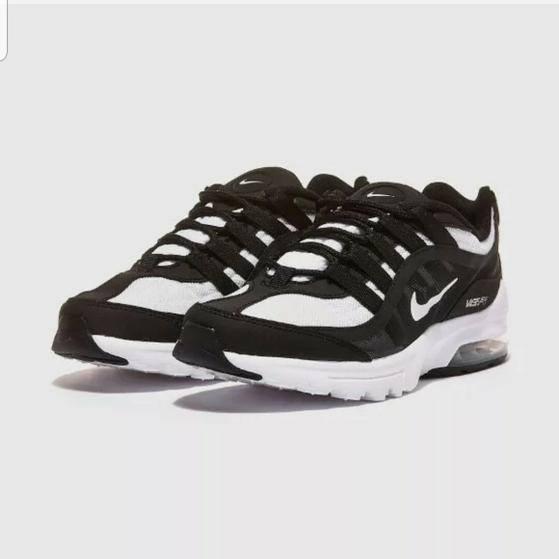 Size 11.5 - Nike Air Max VG-R Black White W