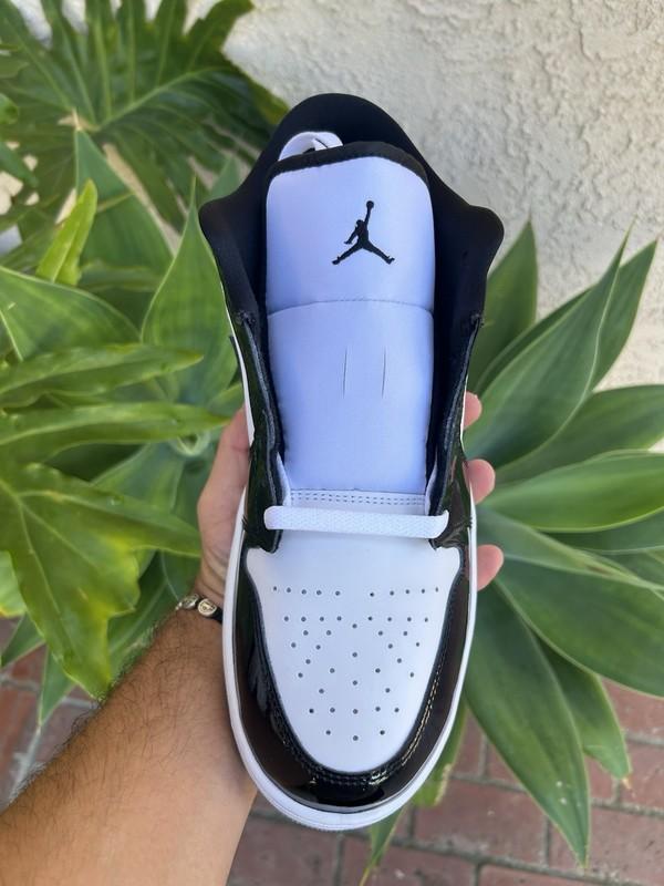 Size 11 - Jordan 1 Low SE Concord