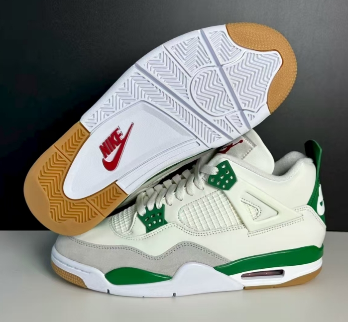 Size 12 - Jordan 4 Retro SP X Nike SB Mid Pine Green
