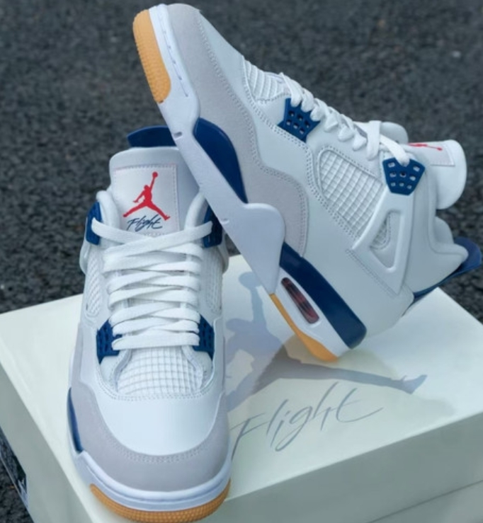 Size 12 - Nike SB X Air Jordan 4 Retro SP Navy