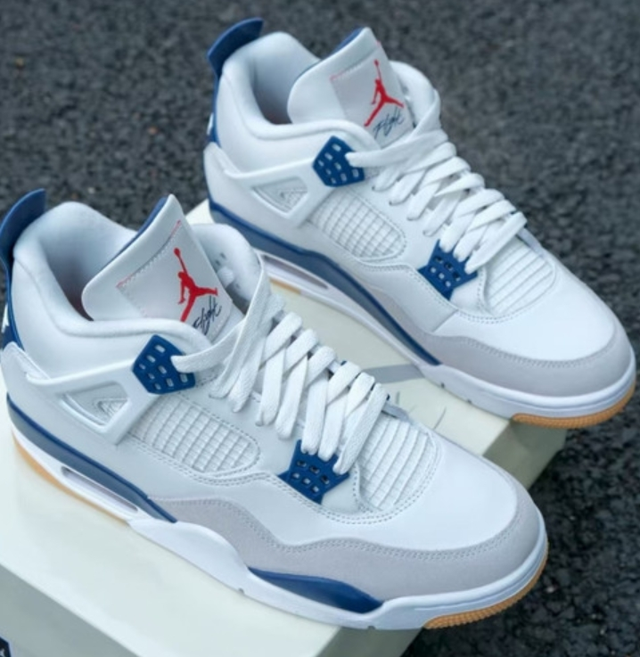 Size 12 - Nike SB X Air Jordan 4 Retro SP Navy