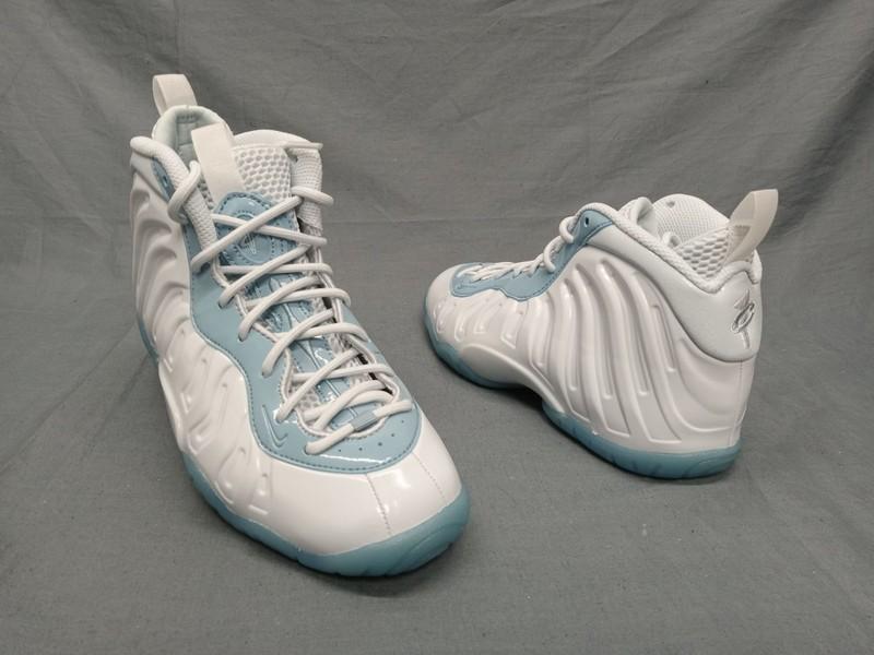 Size 3.5 (GS) - Nike Little Posite One Mid Aura Worn Blue White
