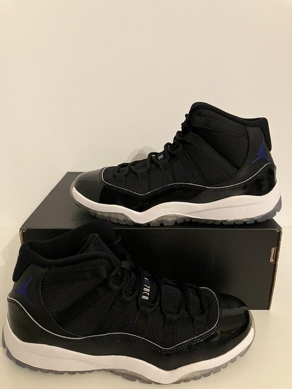 Size 3 (PS) - Jordan 11 Retro 2016 Mid Space Jam