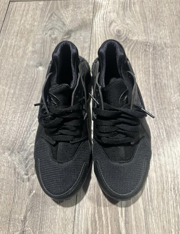 Size 5.5 (GS) - Nike Huarache Run Low Black Anthracite