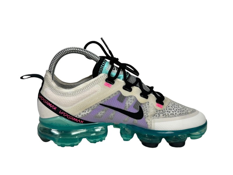 Size 5 (GS) - Nike Air VaporMax 2019 Low Dragon Fruit