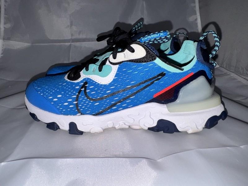Size 5 (GS) - Nike React Vision Low Photo Blue