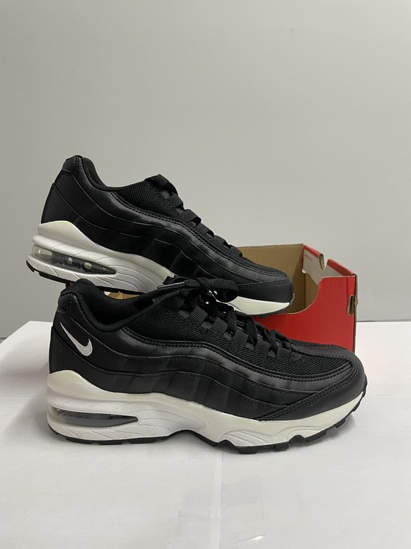 Size 5Y - Nike Air Max 95 (GS) Black/White-Anthracite (905348 026)