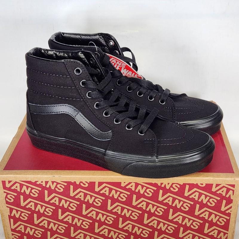 Size 6.5 Men / 8 Wom WIDE - VANS Sk8-Hi WIDE - Canvas - Black / Black