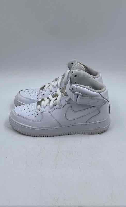 Size 6 (GS) - Nike Air Force 1 '06 Mid White