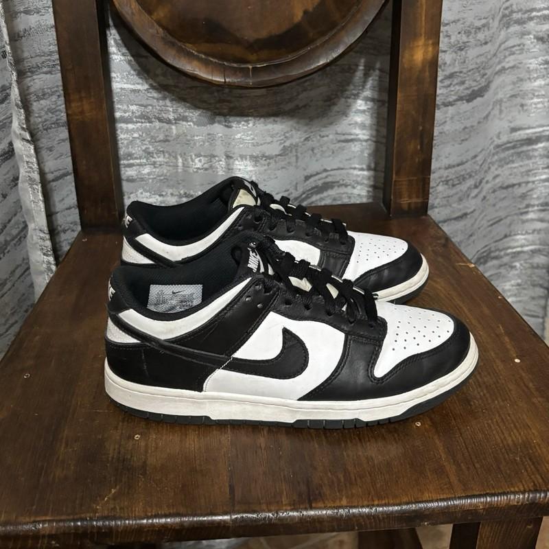 Size 6 (GS) - Nike Dunk Low Black White