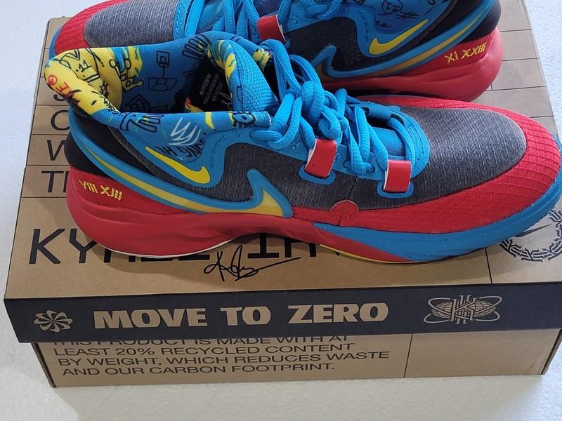 Size 6 (GS) - Nike Kyrie 8 SE GO Low Black Blue Tour Yellow