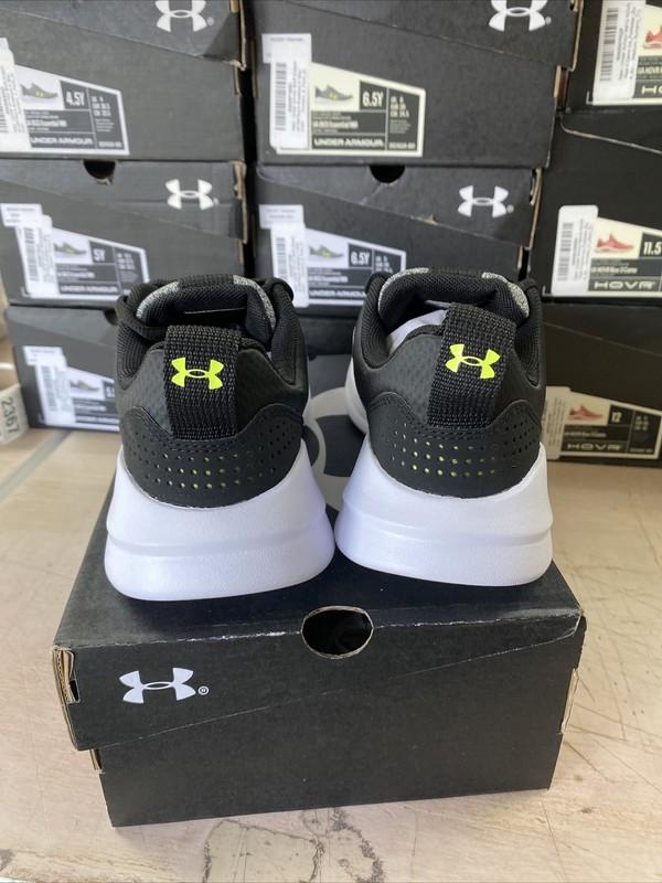Size 6 (GS) - Under Armour Essential Low Black Neon Green