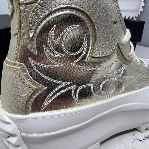Size 7 - Converse Run Star Hike Platform High Western Embroidery