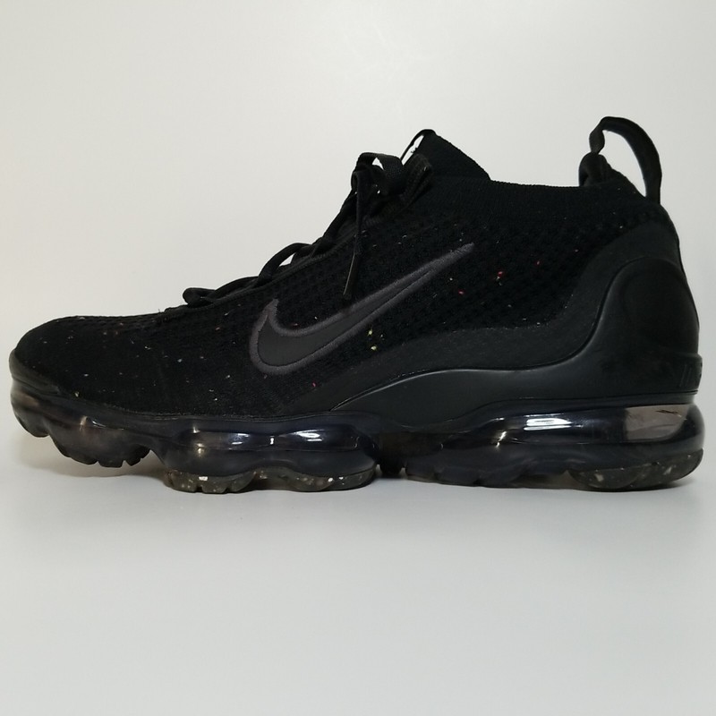 Size 7 (GS) - Nike Air VaporMax 2021 Flyknit Mid Triple Black
