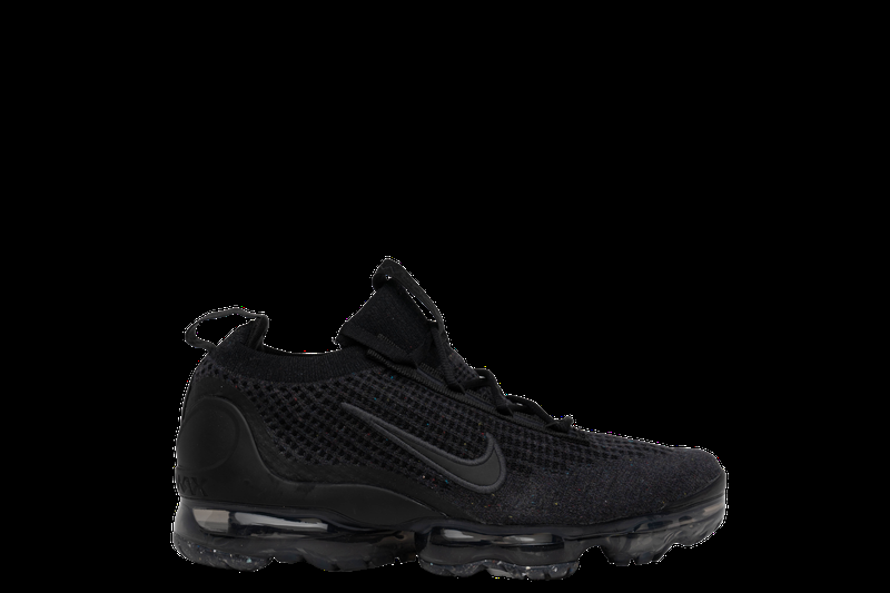 Size 7 (GS) - Nike Air VaporMax 2021 Flyknit Mid Triple Black