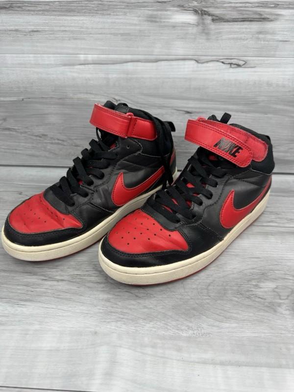 Size 7 (GS) - Nike Court Borough 2 Mid Bred