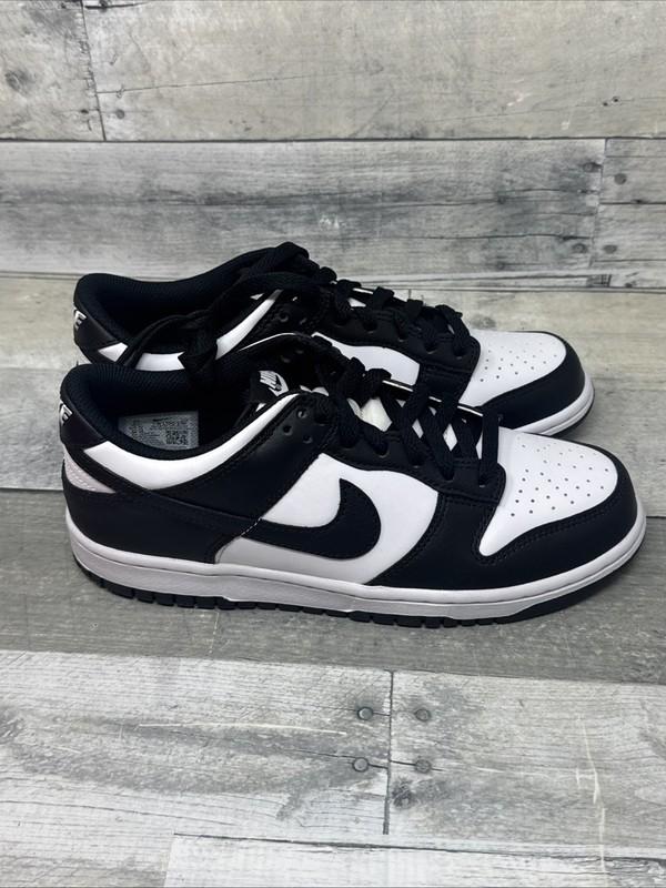 Size 7 (GS) - Nike Dunk Low Black White