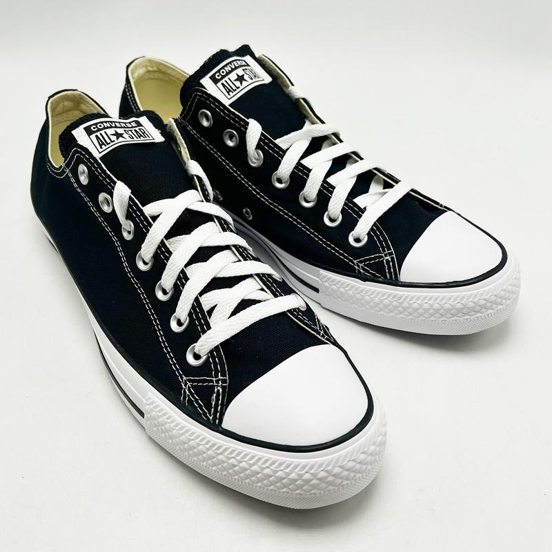Size 8.5 - Converse Chuck Taylor All Star Low Black