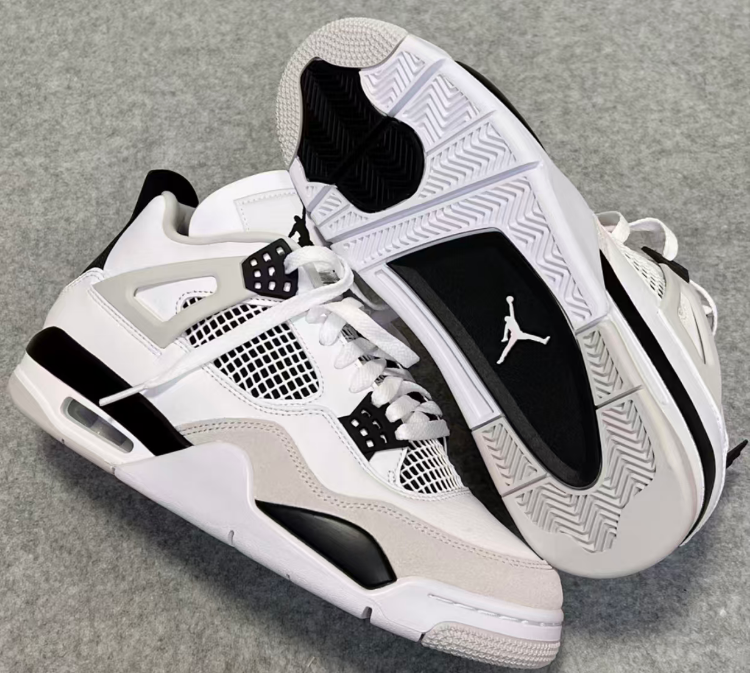 Size 8.5 - Jordan 4 Retro Mid Military Black