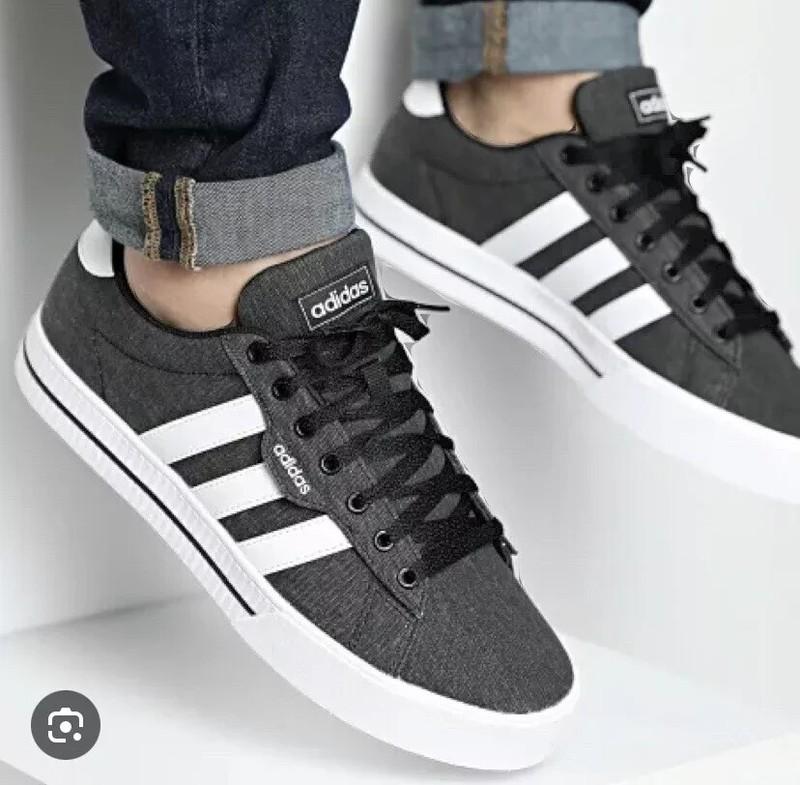 Size 8 - Adidas Daily 3.0 Black White