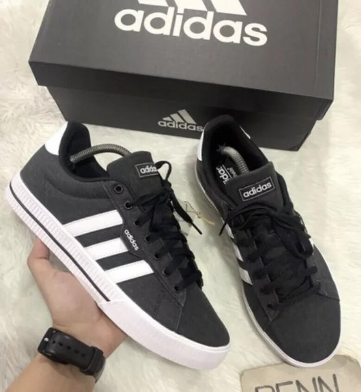 Size 8 - Adidas Daily 3.0 Black White