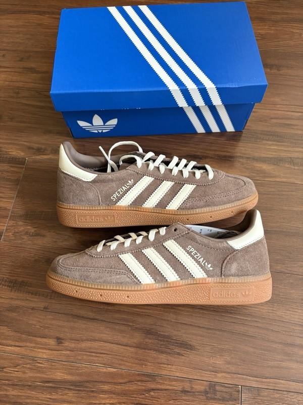 Size 8 - Adidas Handball Spezial Earth Strata Gum W