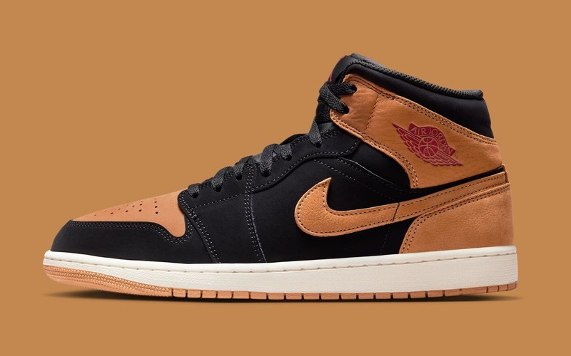 Size 8 - Air Jordan 1 Mid Black Flax