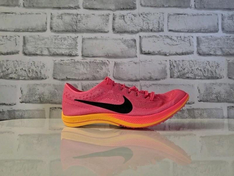 Size 9.5 - Nike ZoomX Dragonfly Hyper Pink Orange