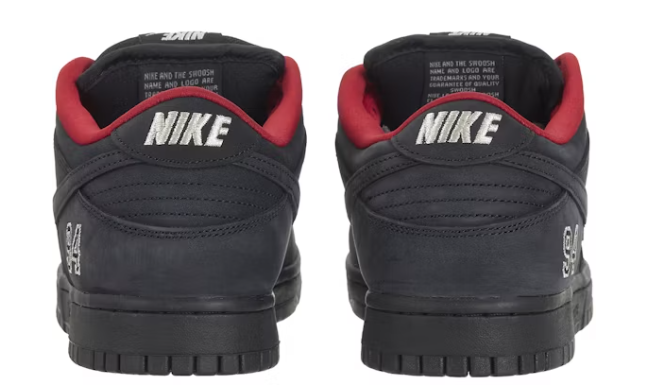 Size 9 - Nike Supreme X Dunk SB Low Black