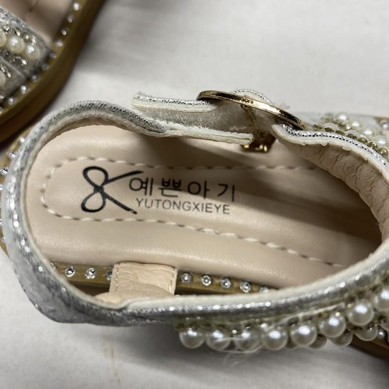 Small Children's Sandals Sparkles Size 21 Yutongxieye SLC-515