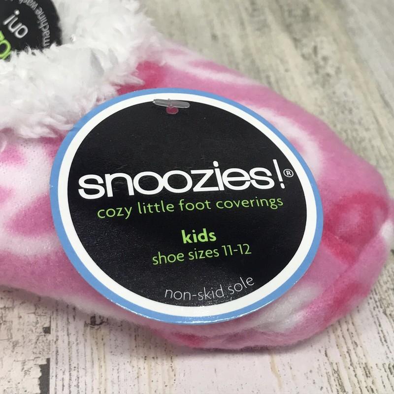 SNOOZIES Girls Size 11-12 Fuzzy Slippers Pink Peace Signs Faux Sherpa Lined NEW