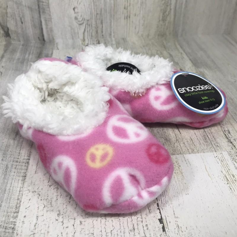 SNOOZIES Girls Size 11-12 Fuzzy Slippers Pink Peace Signs Faux Sherpa Lined NEW