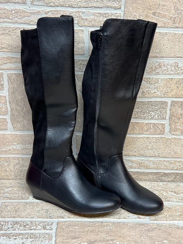 SO BOOTS Albacore Knee High Black Adjustable Side Zipper Size 6 NEW