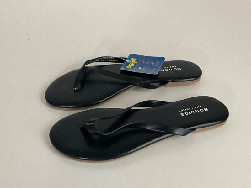 SONOMA YOUTH GIRLS SNHOOLA BLACK FLIP FLOP THONG SANDALS SIZE 1 MED NWOB