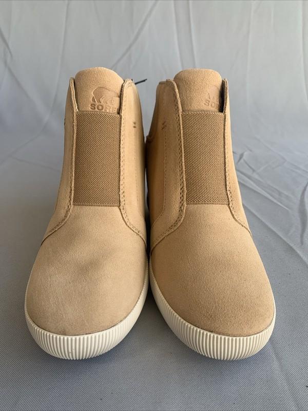 SOREL Out N About Pull On Wedge Womens Waterproof Suede Shoes Boots Size 8.5