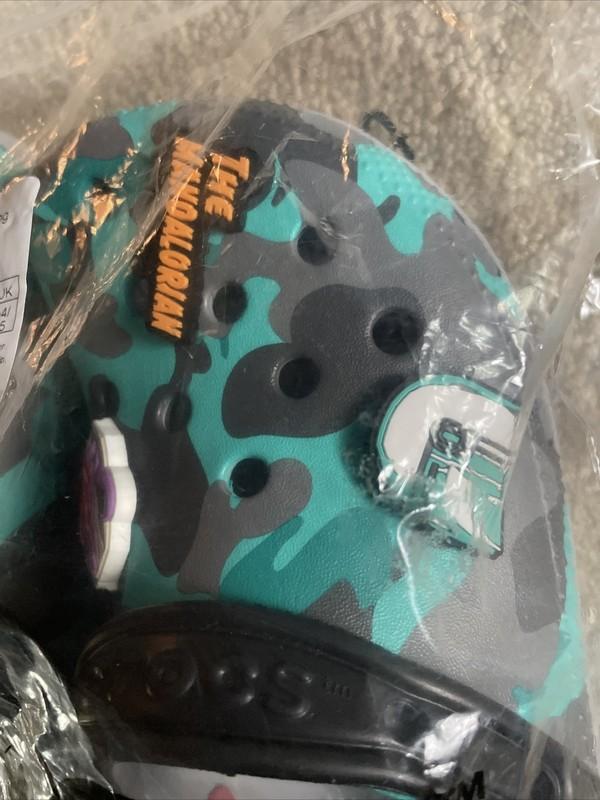 Star Wars Mandalorian Grogu Green Camo Disney Parks Kids Crocs Mens 5 Womens 7