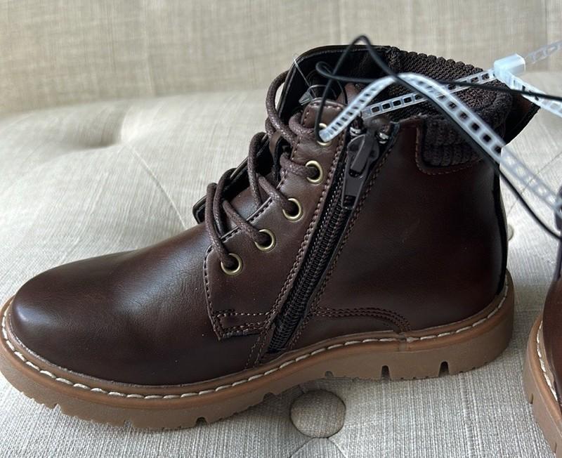Steve Madden Brown Boy Booties Classic Ankle-High Design Sz 11