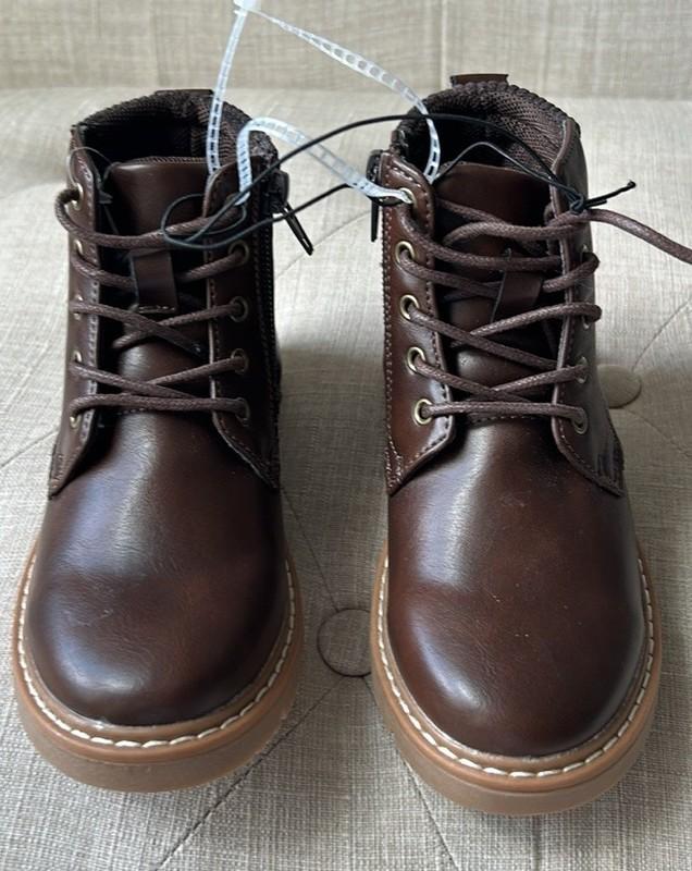 Steve Madden Brown Boy Booties Classic Ankle-High Design Sz 11